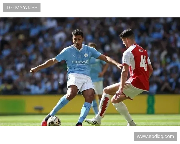 罗德里展现中场定海神针角色，助力球队表现稳健提升